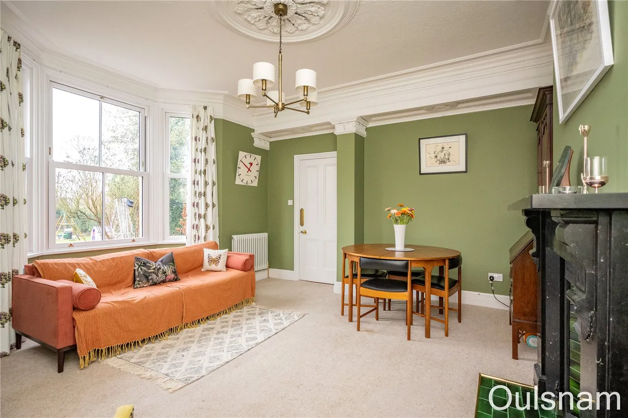 South Crescent, Bromsgrove, Worcestershire, B60 2DG, photo 4