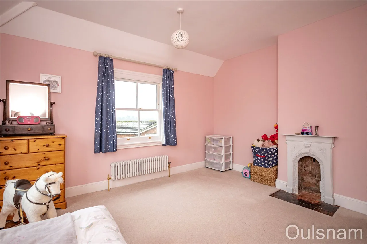 South Crescent, Bromsgrove, Worcestershire, B60 2DG, photo 18