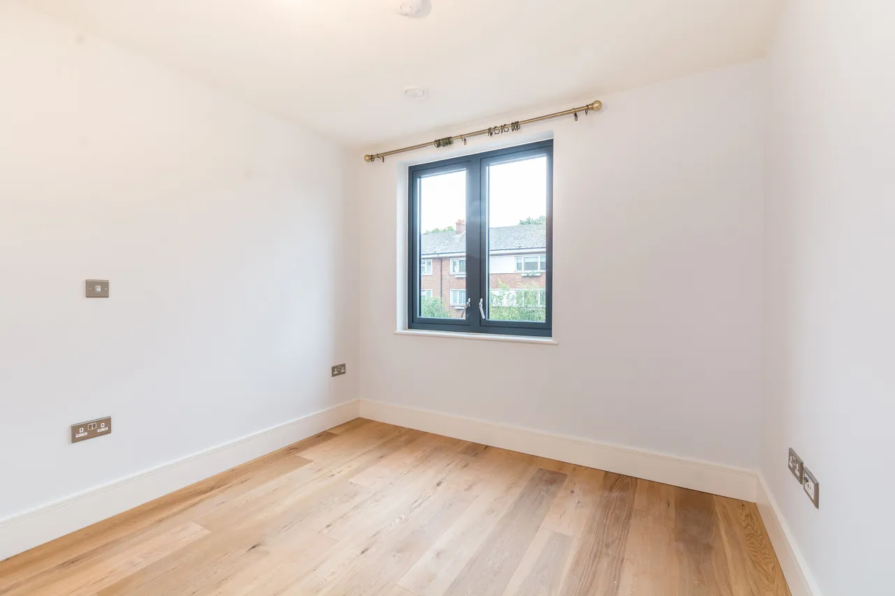 London, NW6, photo 2
