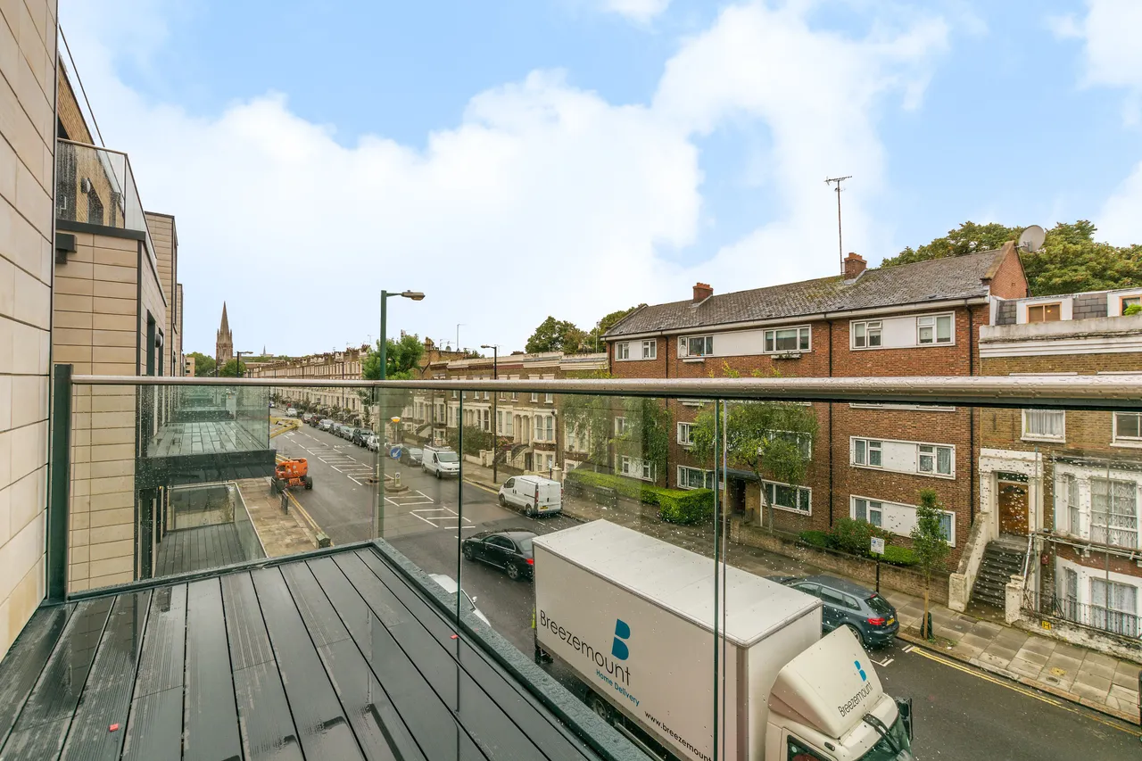 London, NW6, photo 5