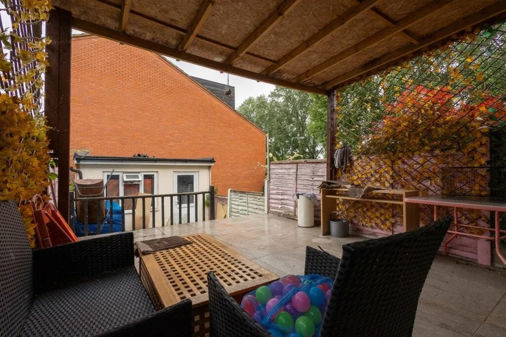Durban Road, London, E17, photo 9