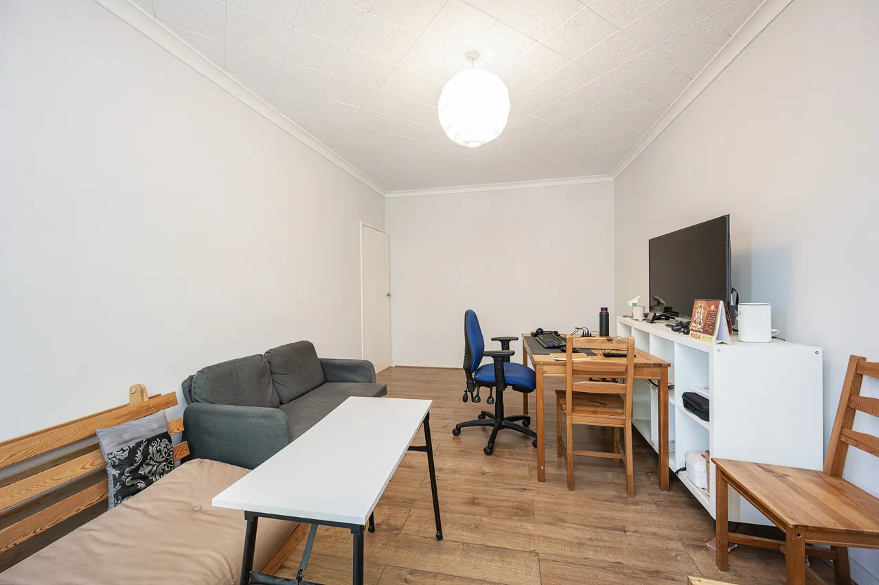 39 Colverson House, Lindley Street, London, photo 7