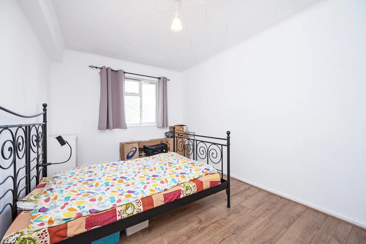 39 Colverson House, Lindley Street, London, photo 4