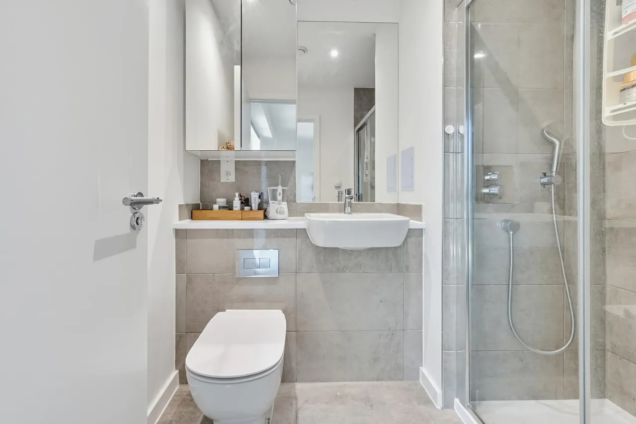 Heartwell Avenue, London, E16, photo 7