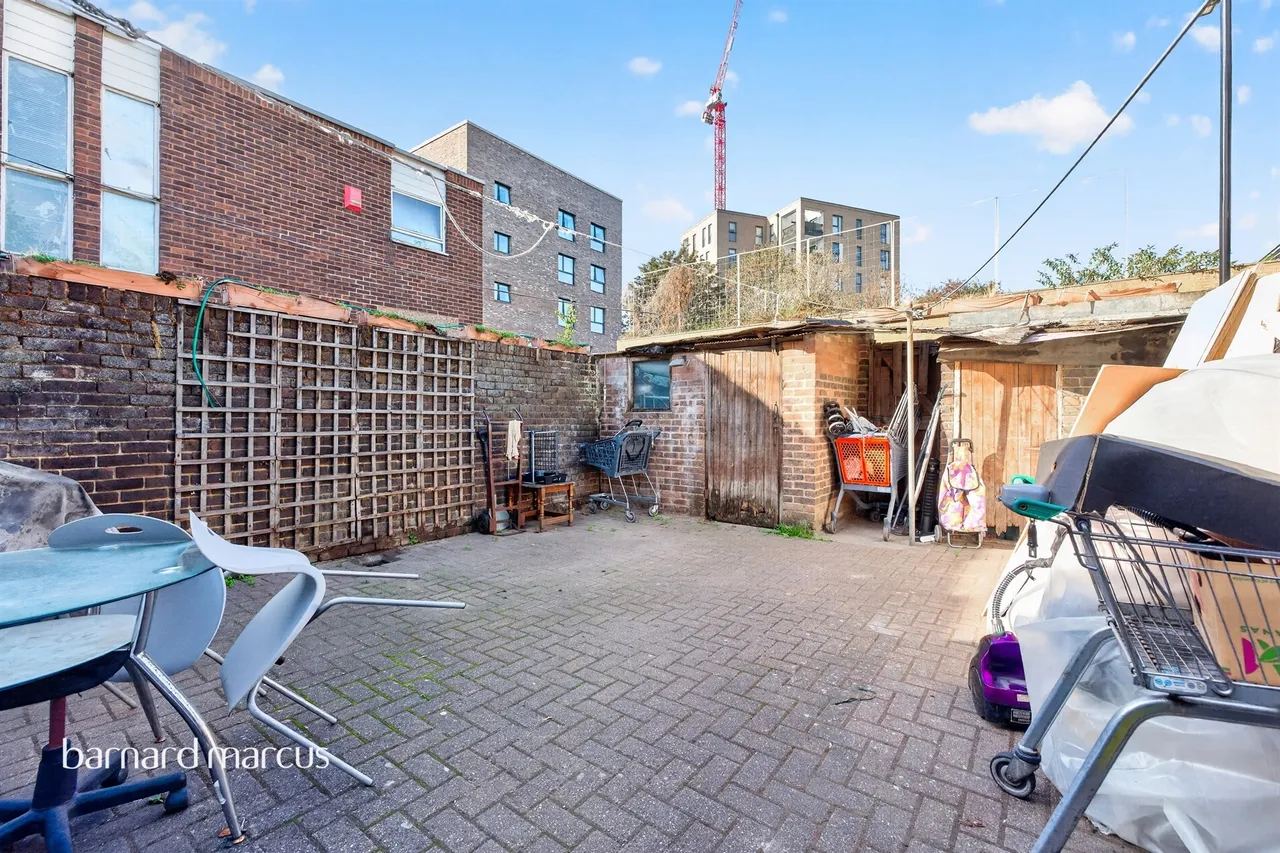 Manor Grove, London, SE15, photo 3