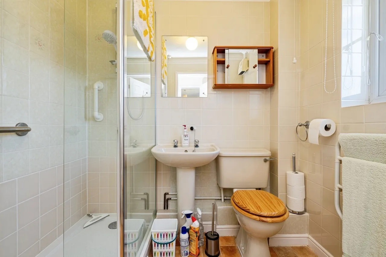 Glaven Close, North Walsham, Norfolk, NR28, photo 9