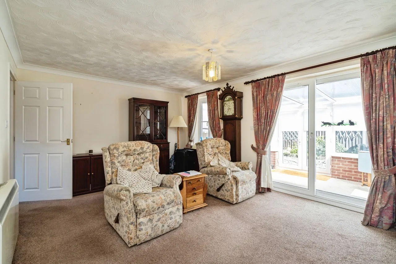 Glaven Close, North Walsham, Norfolk, NR28, photo 2