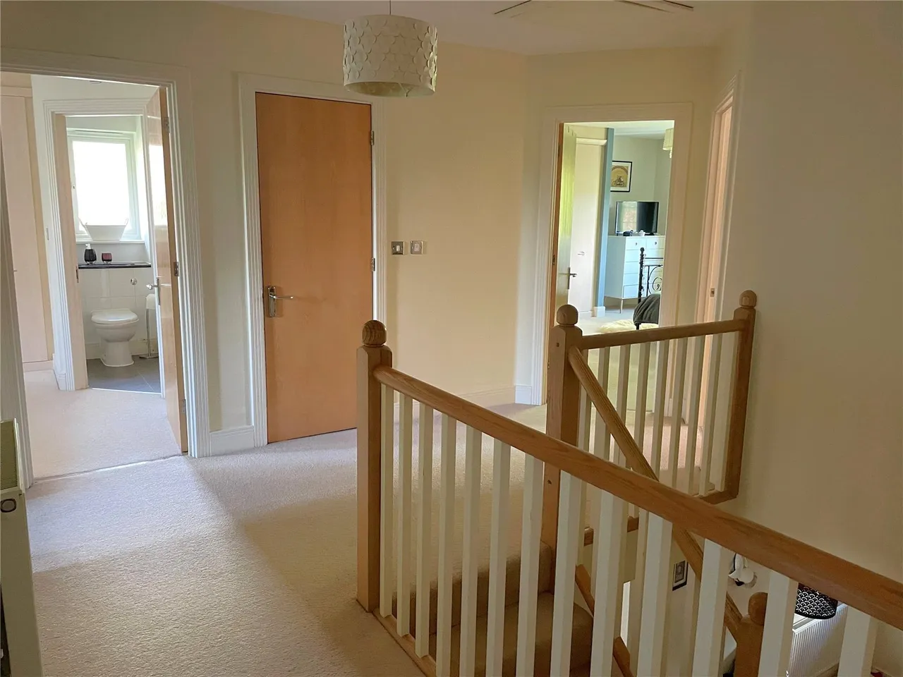 Rowplatt Close, Felbridge, RH19, photo 9