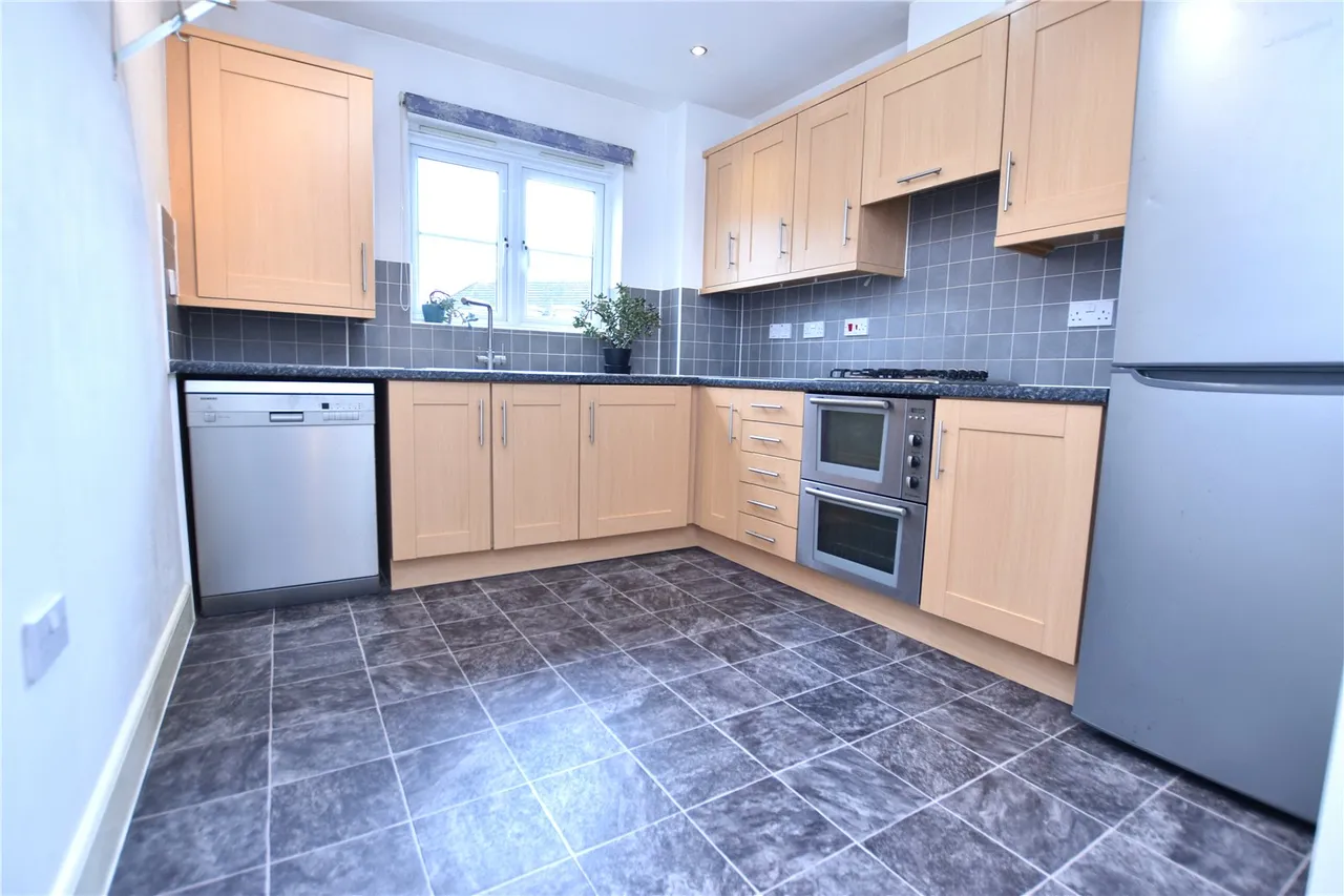 Scholars Walk, Farnborough, Hampshire, GU14 8UL, photo 6