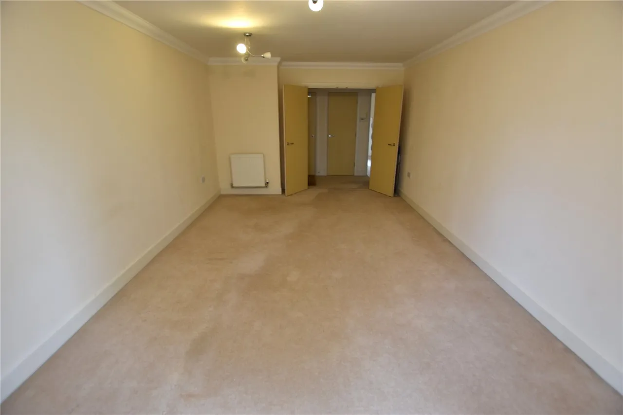 Scholars Walk, Farnborough, Hampshire, GU14 8UL, photo 3