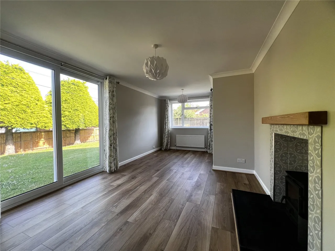Pitmore Lane, Pennington, Lymington, Hampshire, SO41 8LL, photo 3