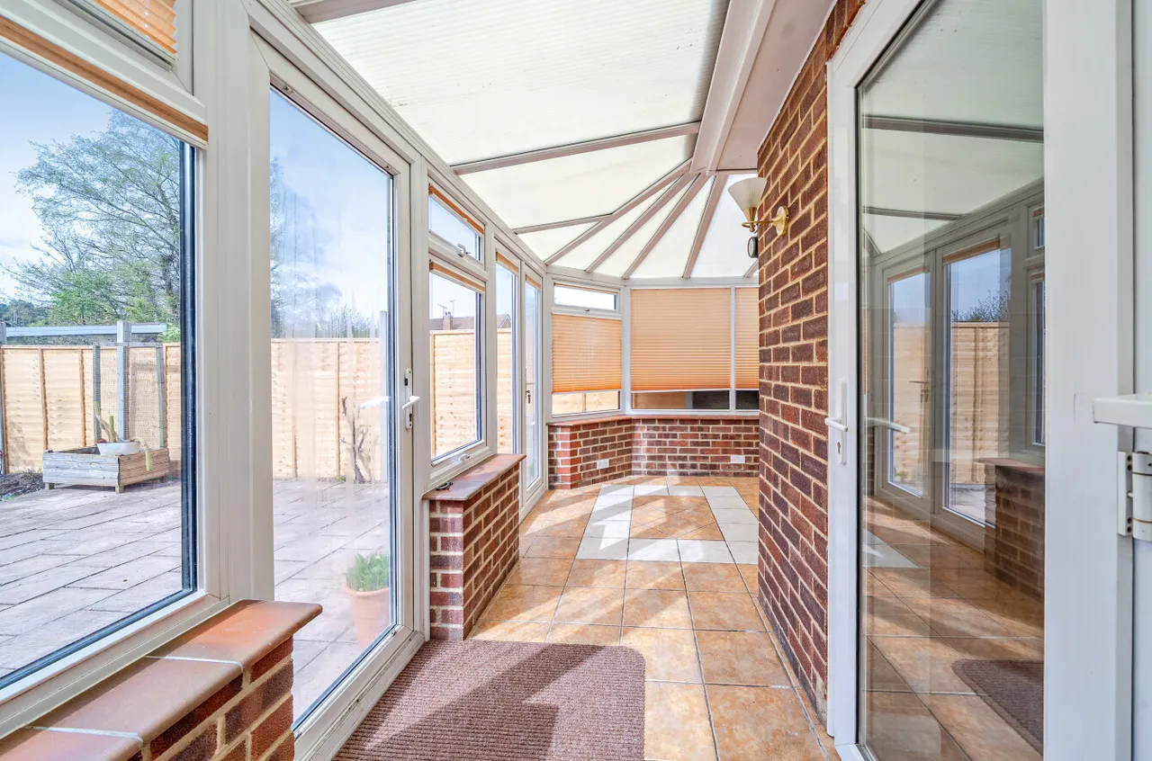 Linkway, Fleet, GU52, photo 12