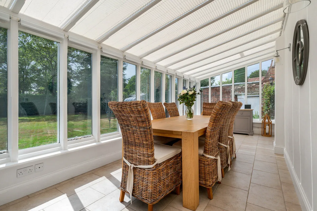 Main Street, Farndon, NG24, photo 9