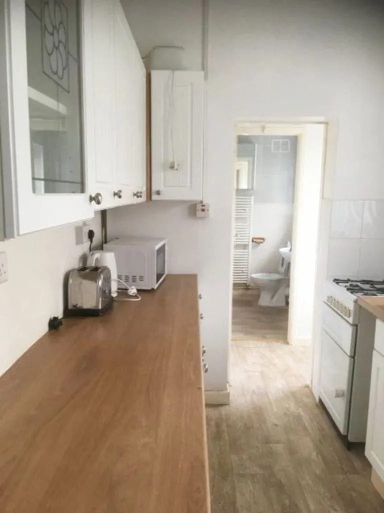 Viewings, B16, photo 6