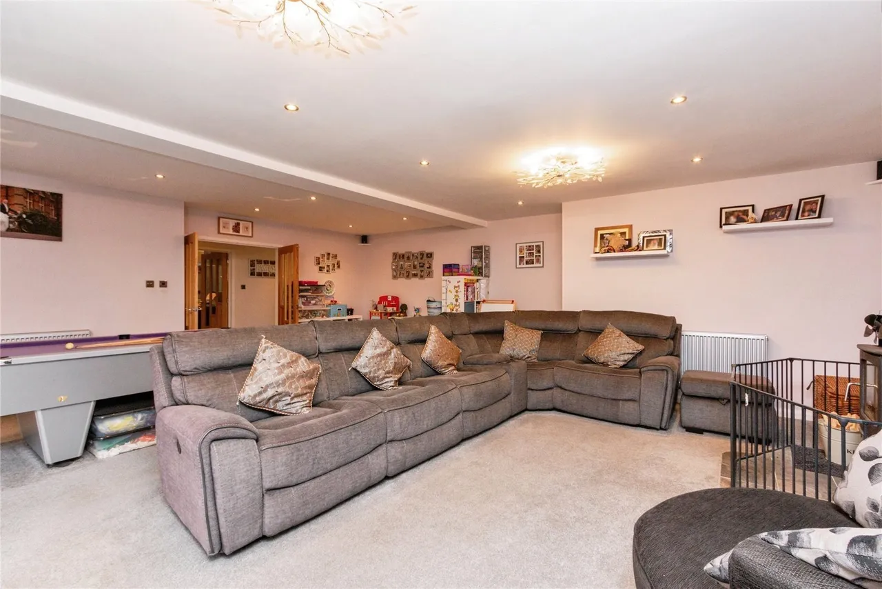 Clappsgate Road, Pamber Heath, RG26, photo 9