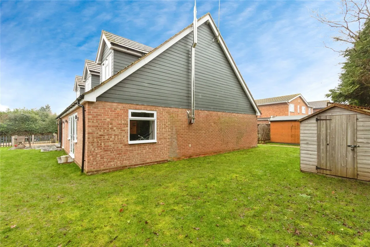 Clappsgate Road, Pamber Heath, RG26, photo 16