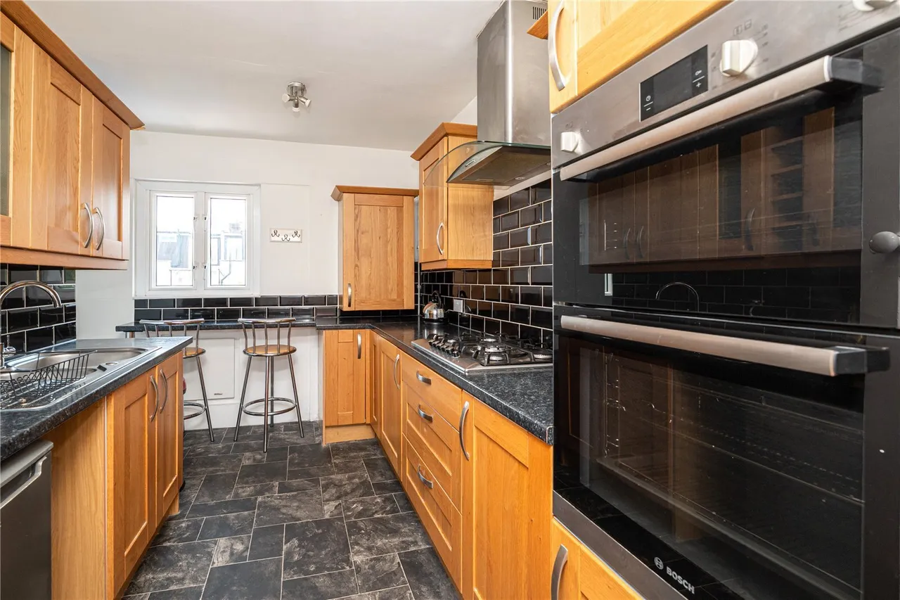 Andover Road, Twickenham, TW2, photo 3