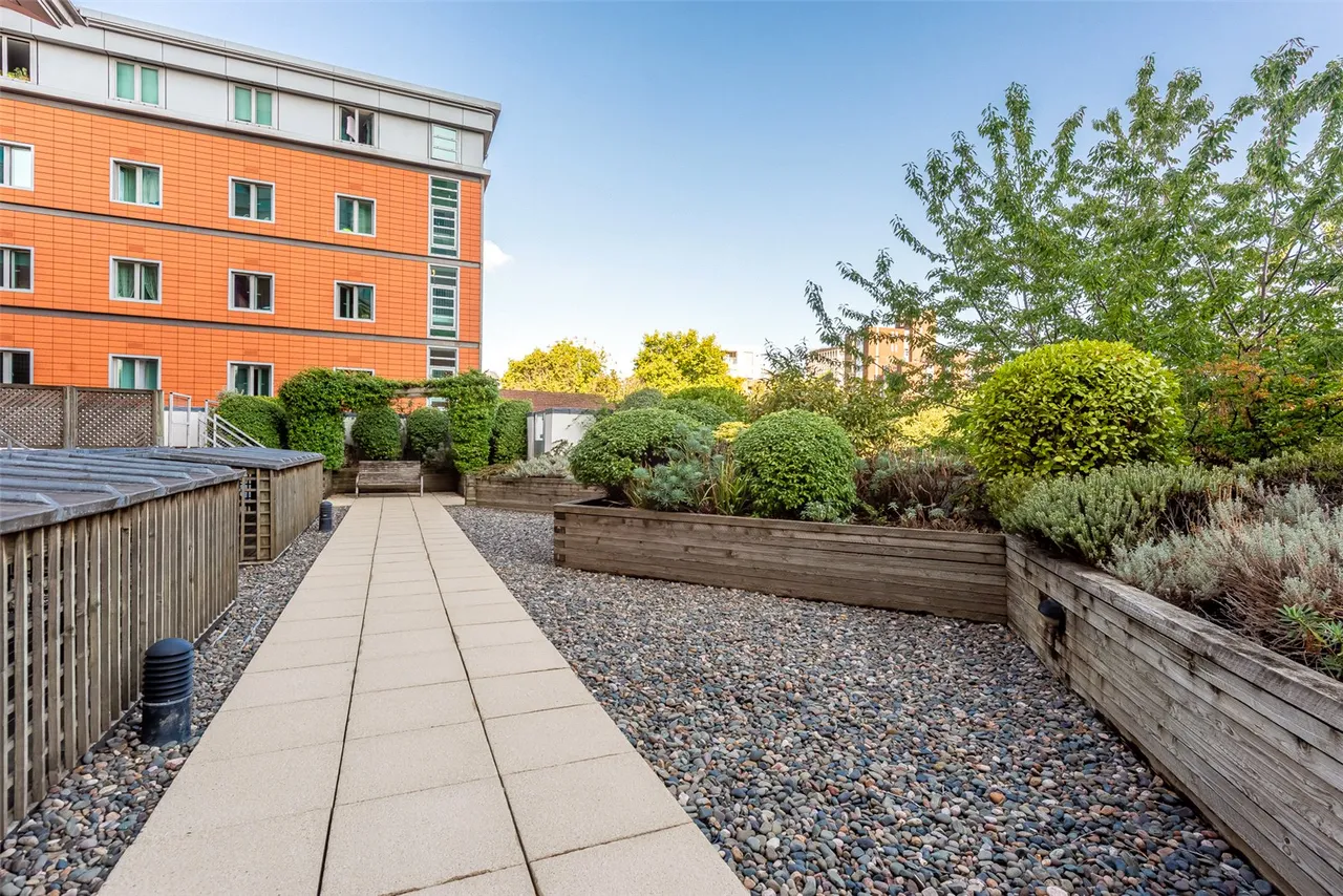 Westminster Bridge Road, Waterloo, SE1, photo 16