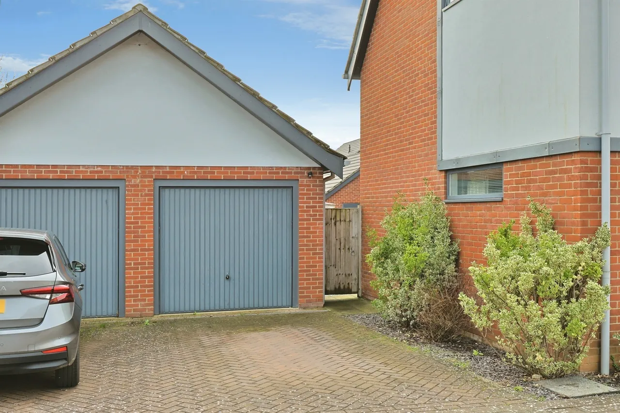 Blaxter Way, Norwich, NR7, photo 17