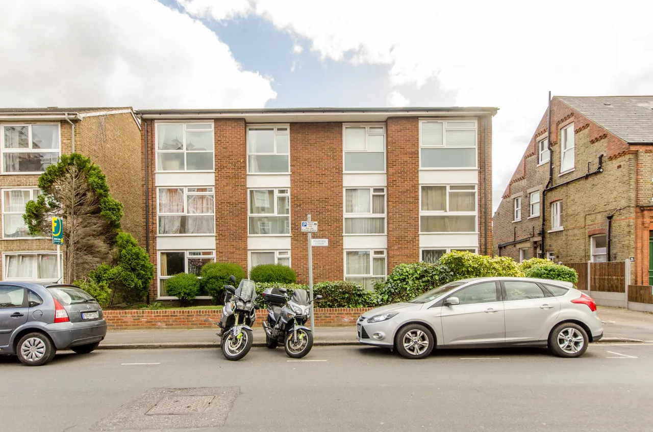 London, SW19, photo 9