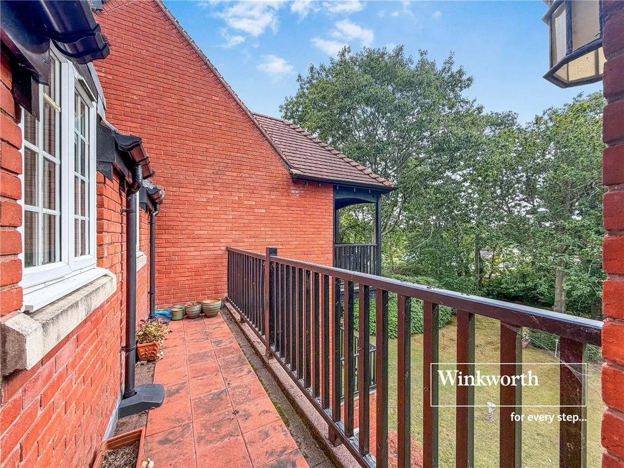 Whincroft Close, Ferndown, BH22, photo 6
