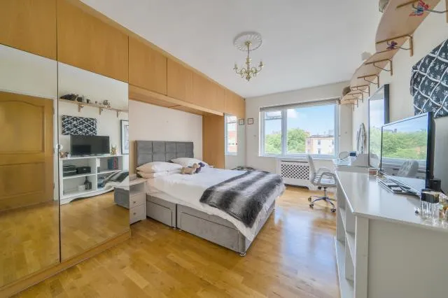 Bentinck Close, London, NW8, photo 13