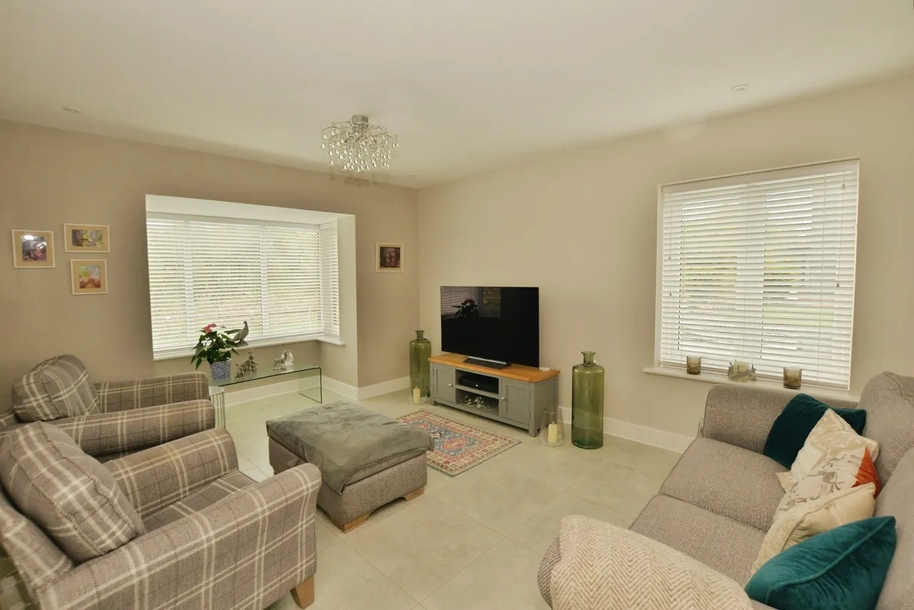 Ruben Crescent, New Romney, Kent, TN28, photo 2