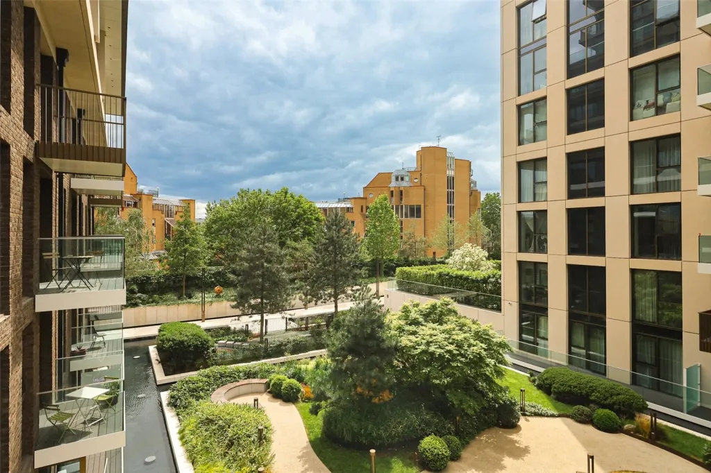 Merino Gardens, Wapping, E1W, photo 17