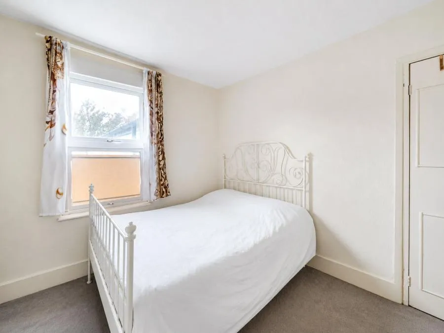 Heyworth Road, London, E15, photo 4