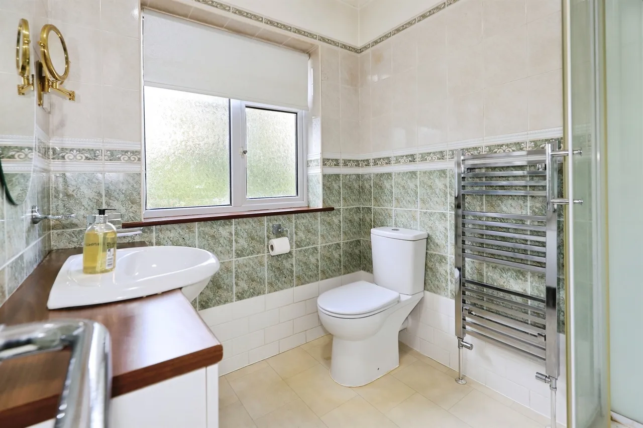 Broad Street, Bilston, WV14, photo 14