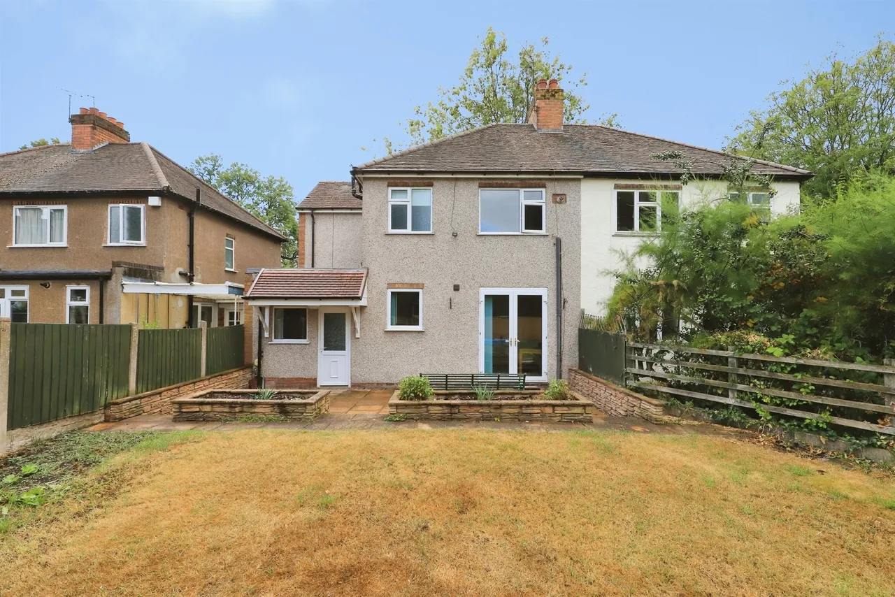 Broad Street, Bilston, WV14, photo 19