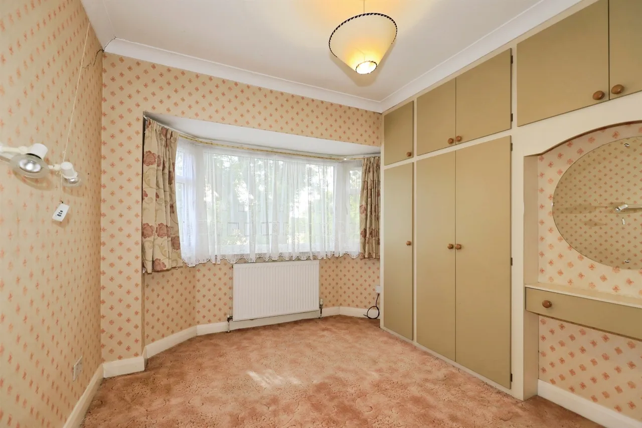 Broad Street, Bilston, WV14, photo 11
