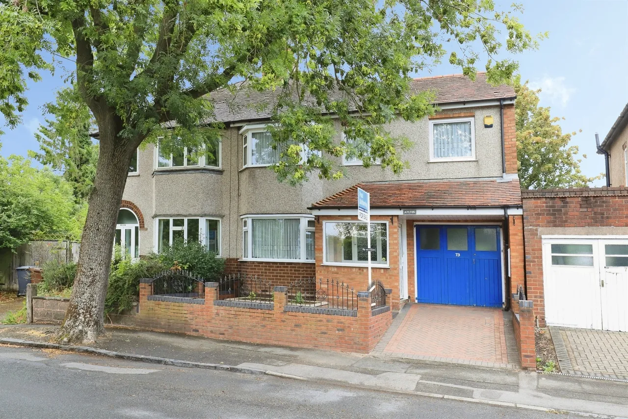 3 bed house for sale, Broad Street, Bilston, WV14