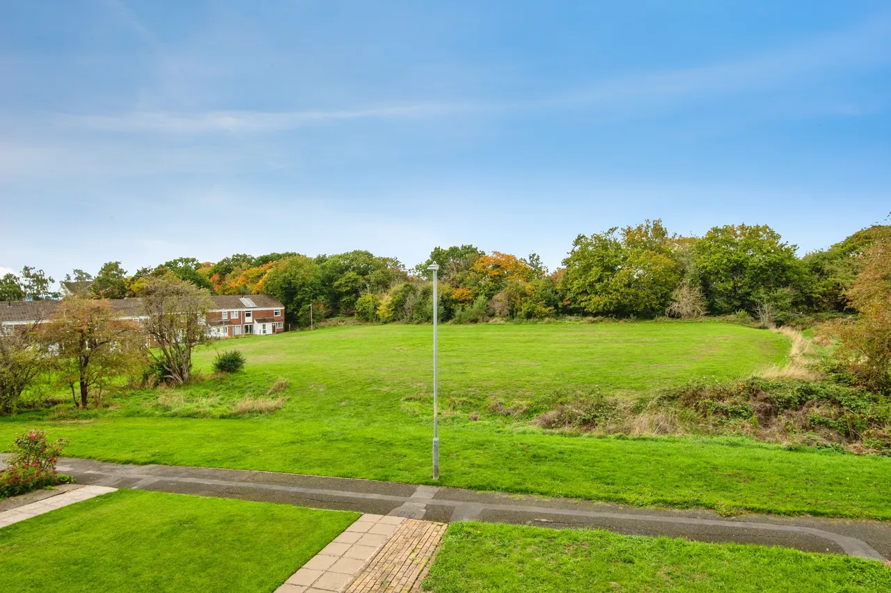 Tamar Close, Worcester, WR5, photo 4