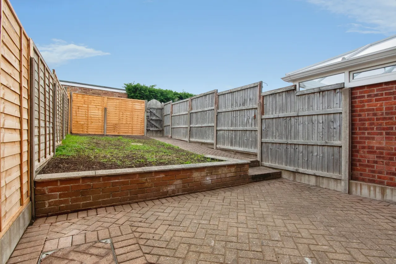Tamar Close, Worcester, WR5, photo 15