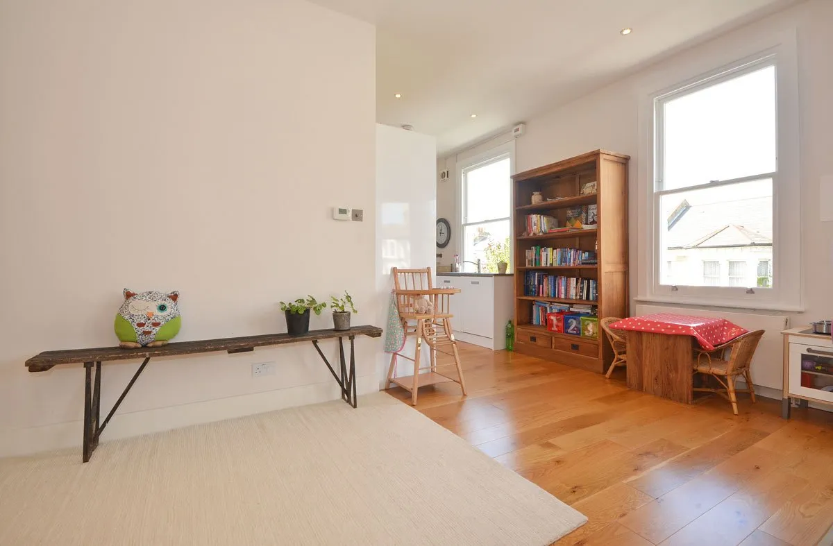Broomwood Road, Clapham, London, SW11, photo 9