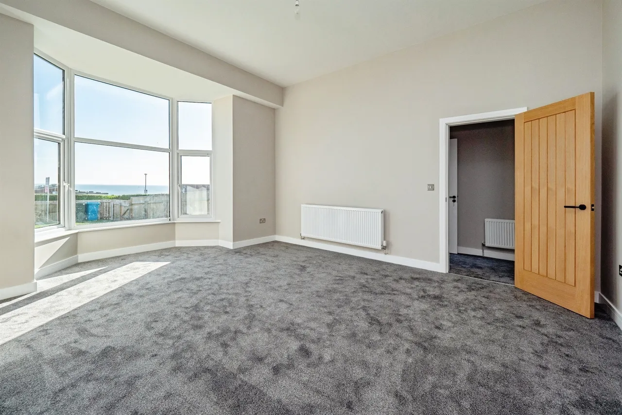 Esplanade, Hornsea, HU18, photo 10