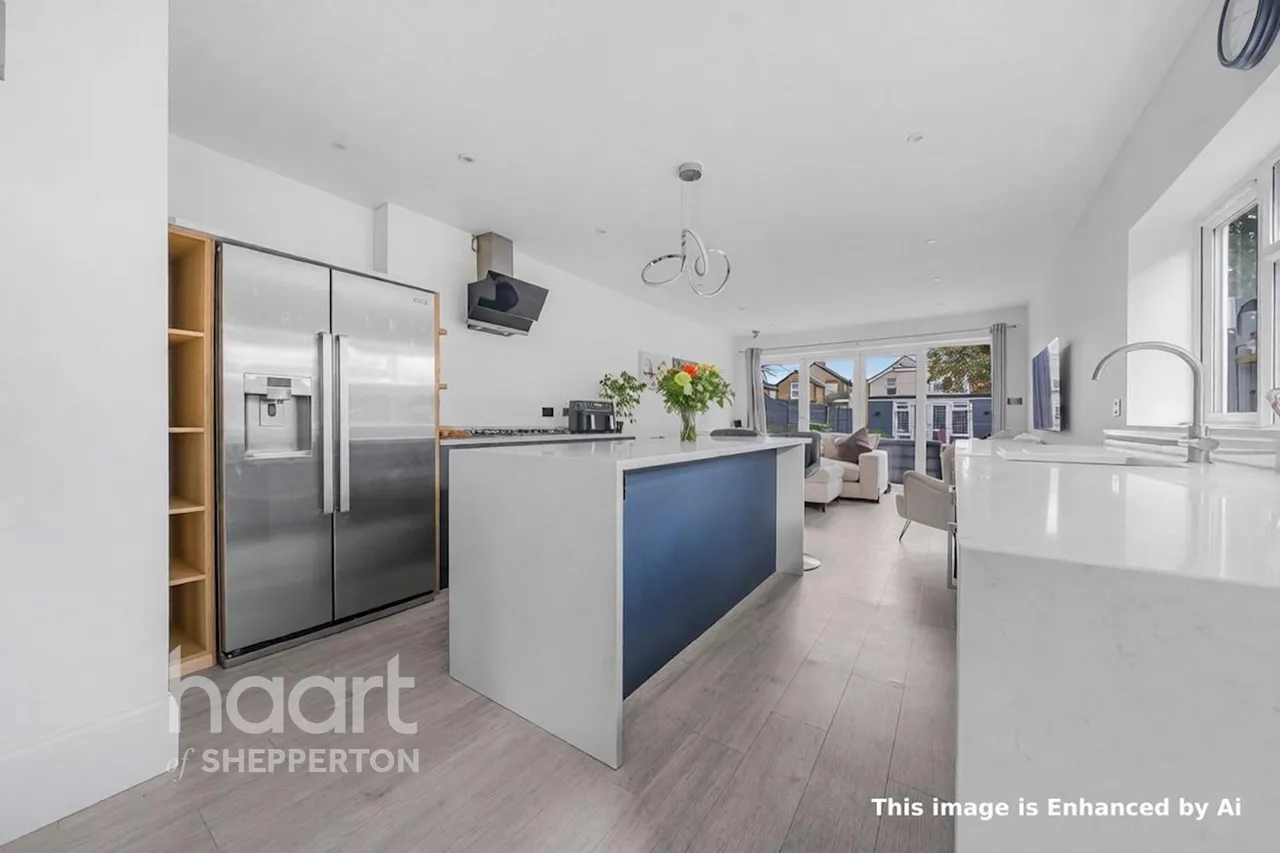 Adelaide Road, Ashford, TW15, photo 17