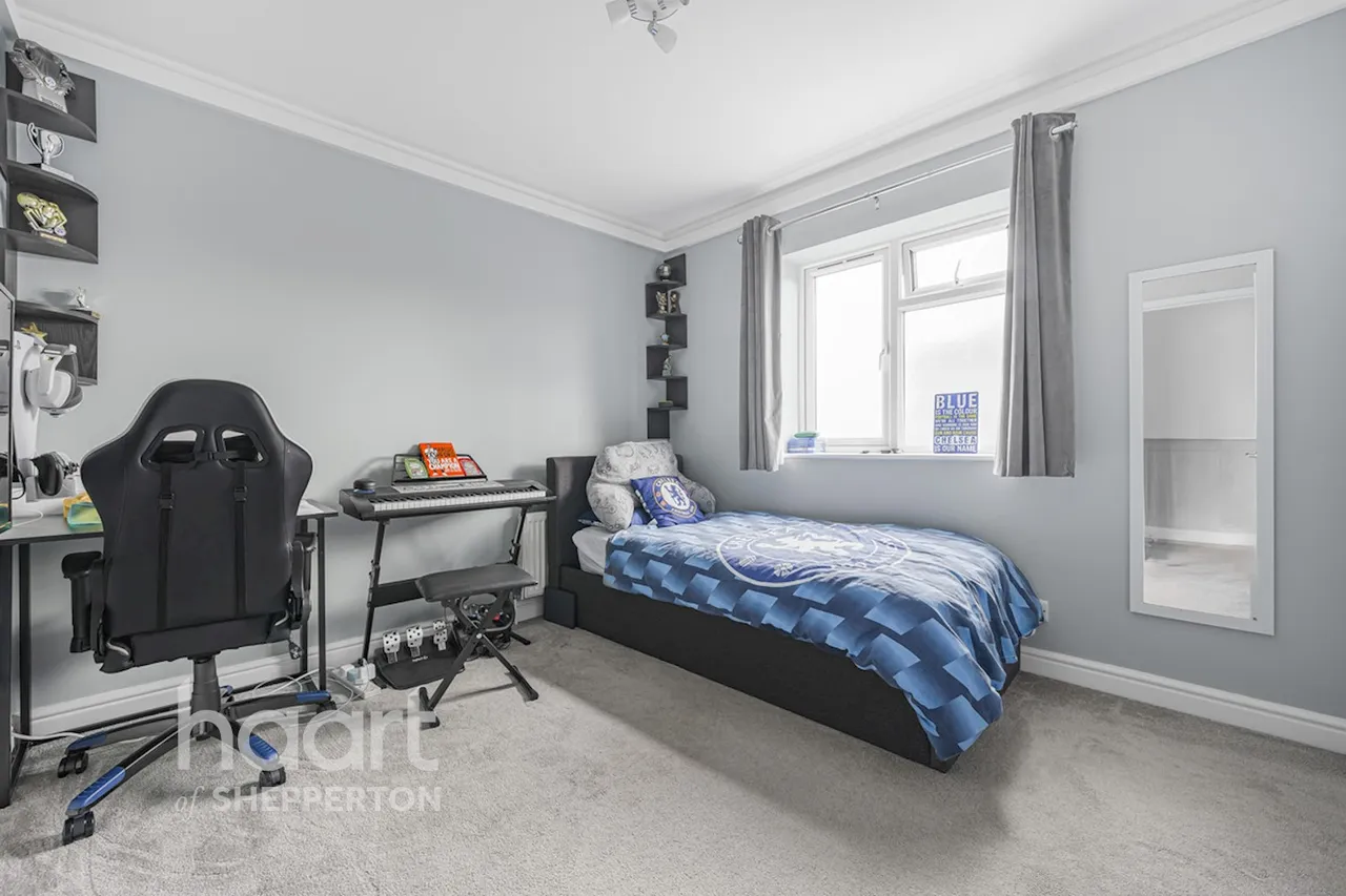 Adelaide Road, Ashford, TW15, photo 6