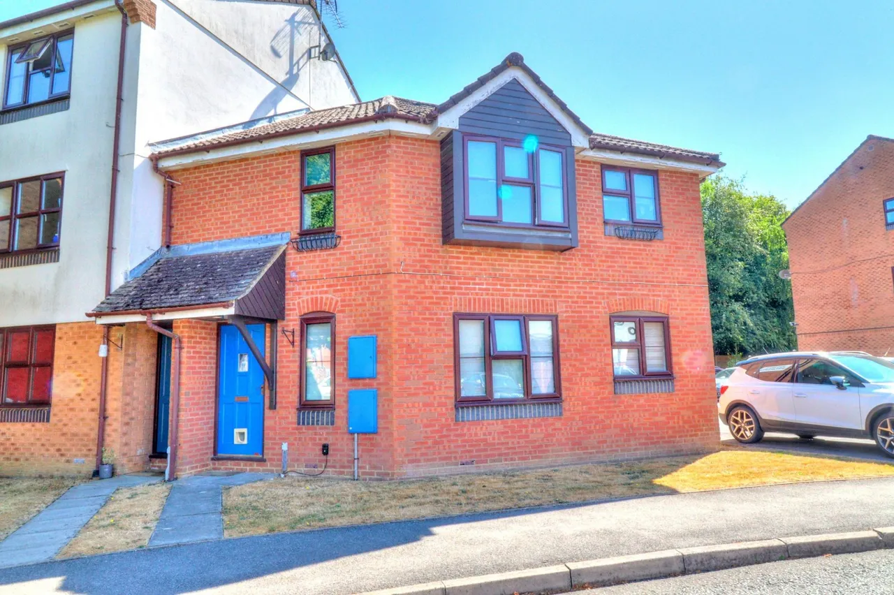 Barkus Way, Stokenchurch, HP14, photo 8