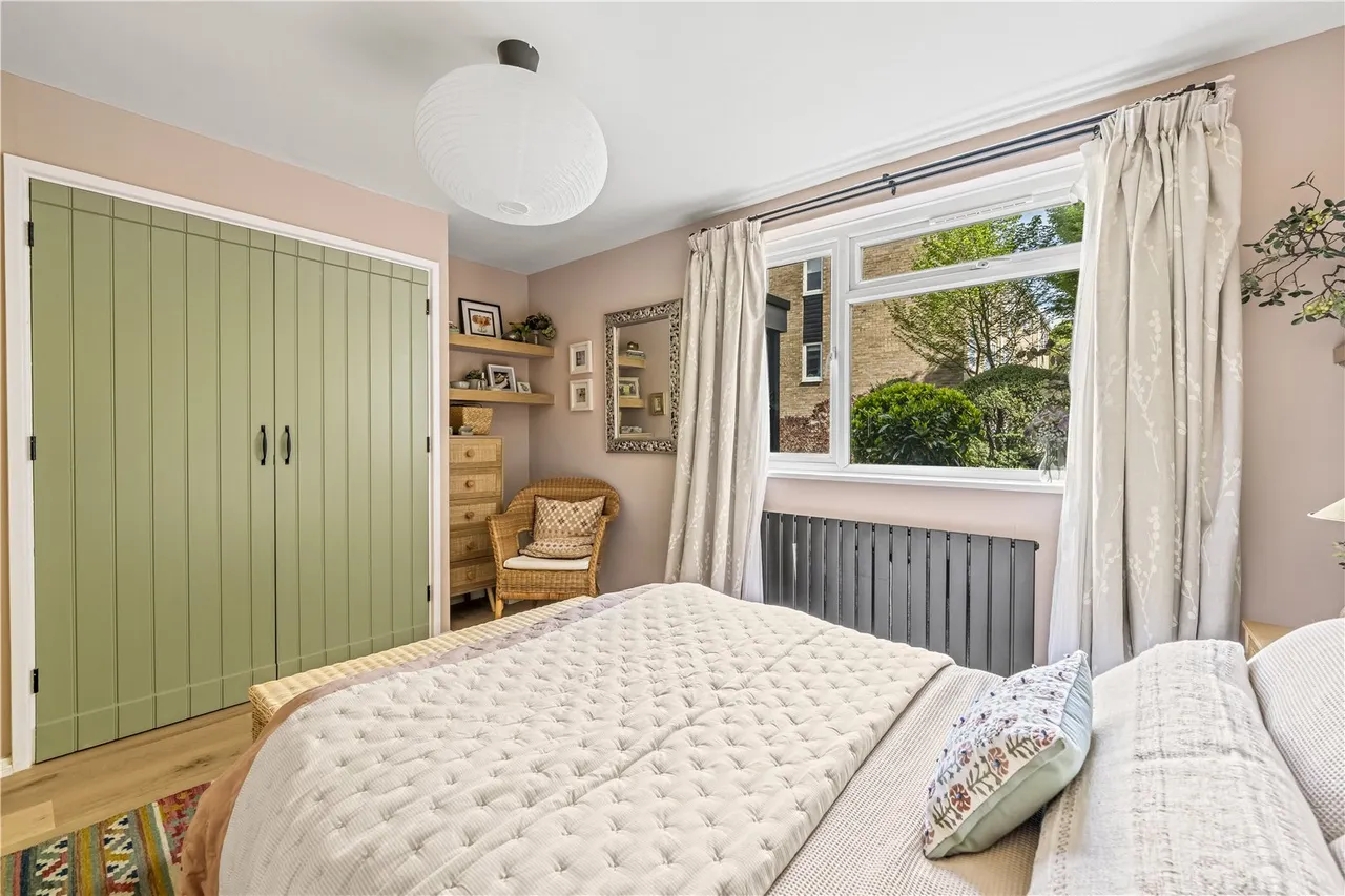 Harrowdene Gardens, Teddington, TW11 0DW, photo 9
