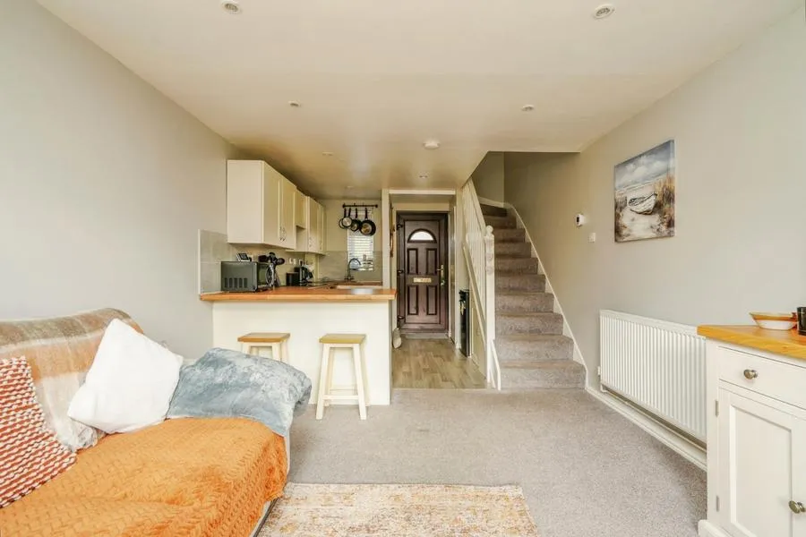 Spruce Drive, Bicester, OX26, photo 3