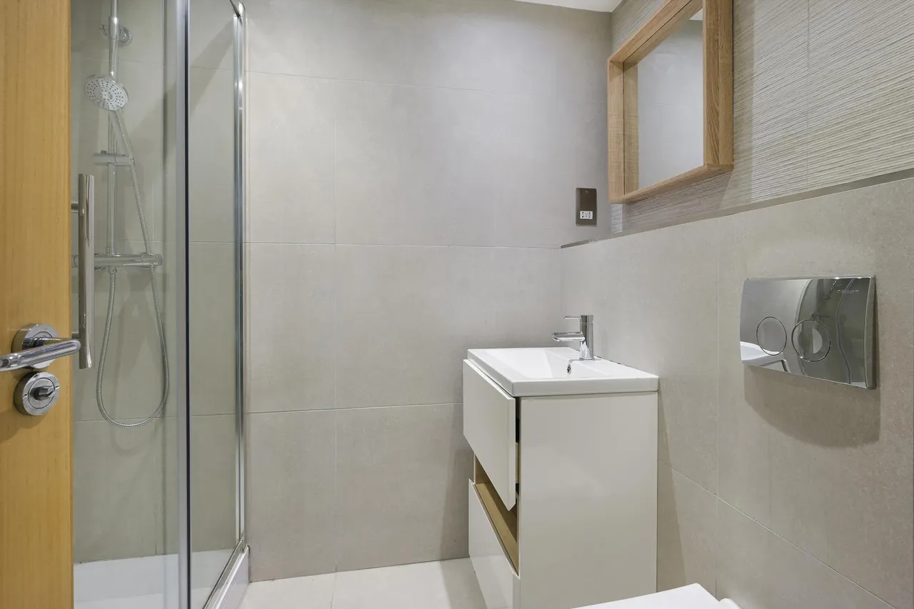 Concordia Wharf, Coldharbour, E14, photo 9