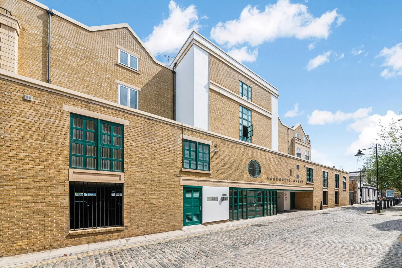 Concordia Wharf, Coldharbour, E14, photo 11