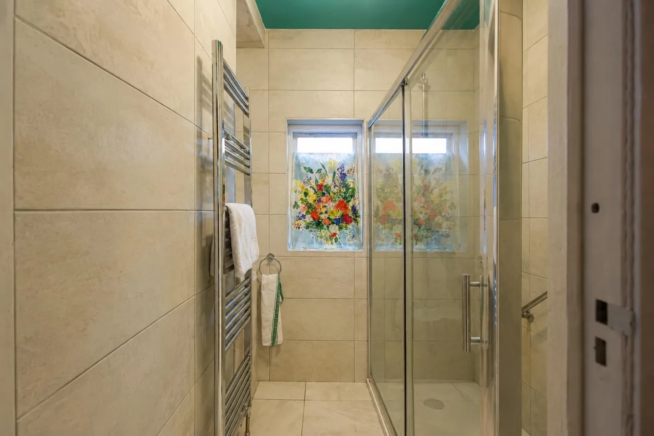 Colebrook Close, London, SW15, photo 6