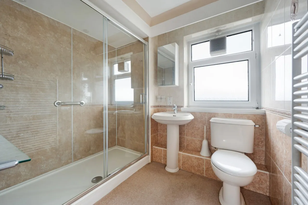 Beach Court, Lytham, FY8, photo 8
