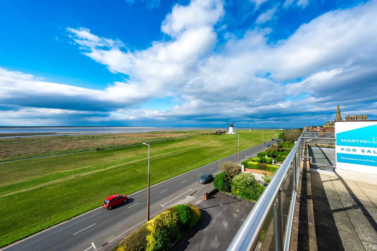 Beach Court, Lytham, FY8, photo 13