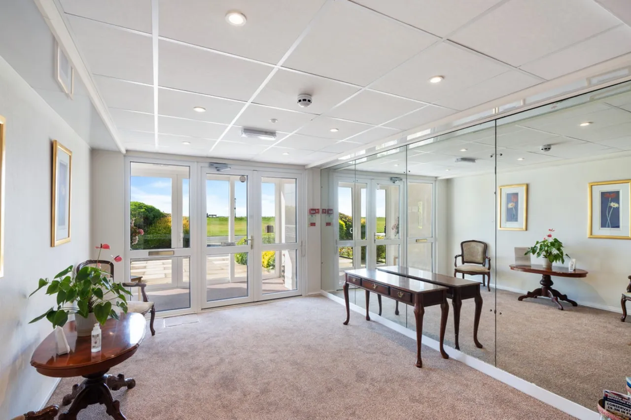 Beach Court, Lytham, FY8, photo 11