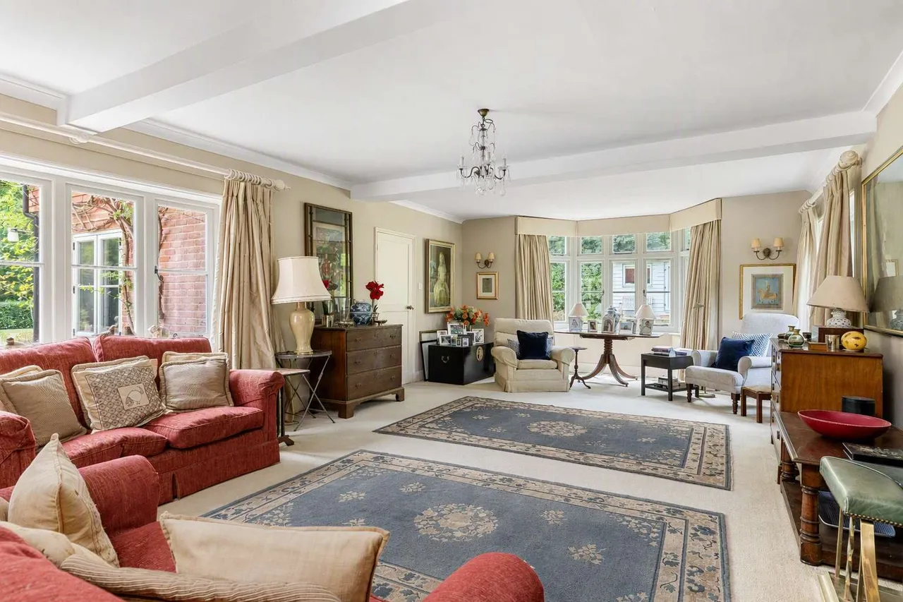 High Street Green, Chiddingfold, Godalming, Surrey, GU8 4YA, photo 7