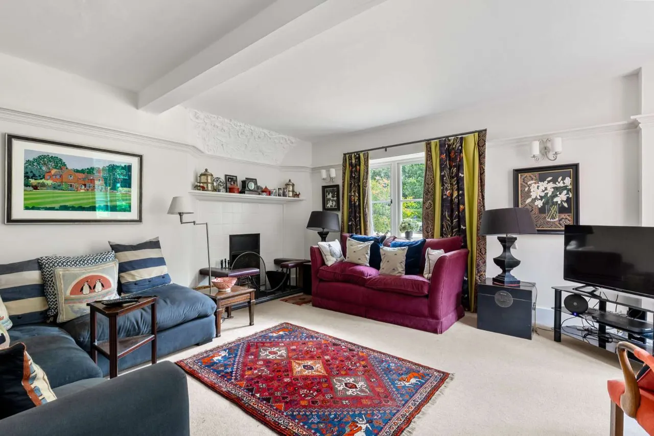 High Street Green, Chiddingfold, Godalming, Surrey, GU8 4YA, photo 8